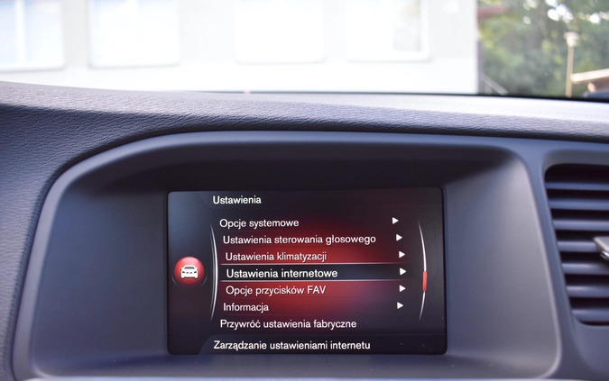 Volvo V60 cena 57900 przebieg: 162000, rok produkcji 2016 z Krzanowice małe 781